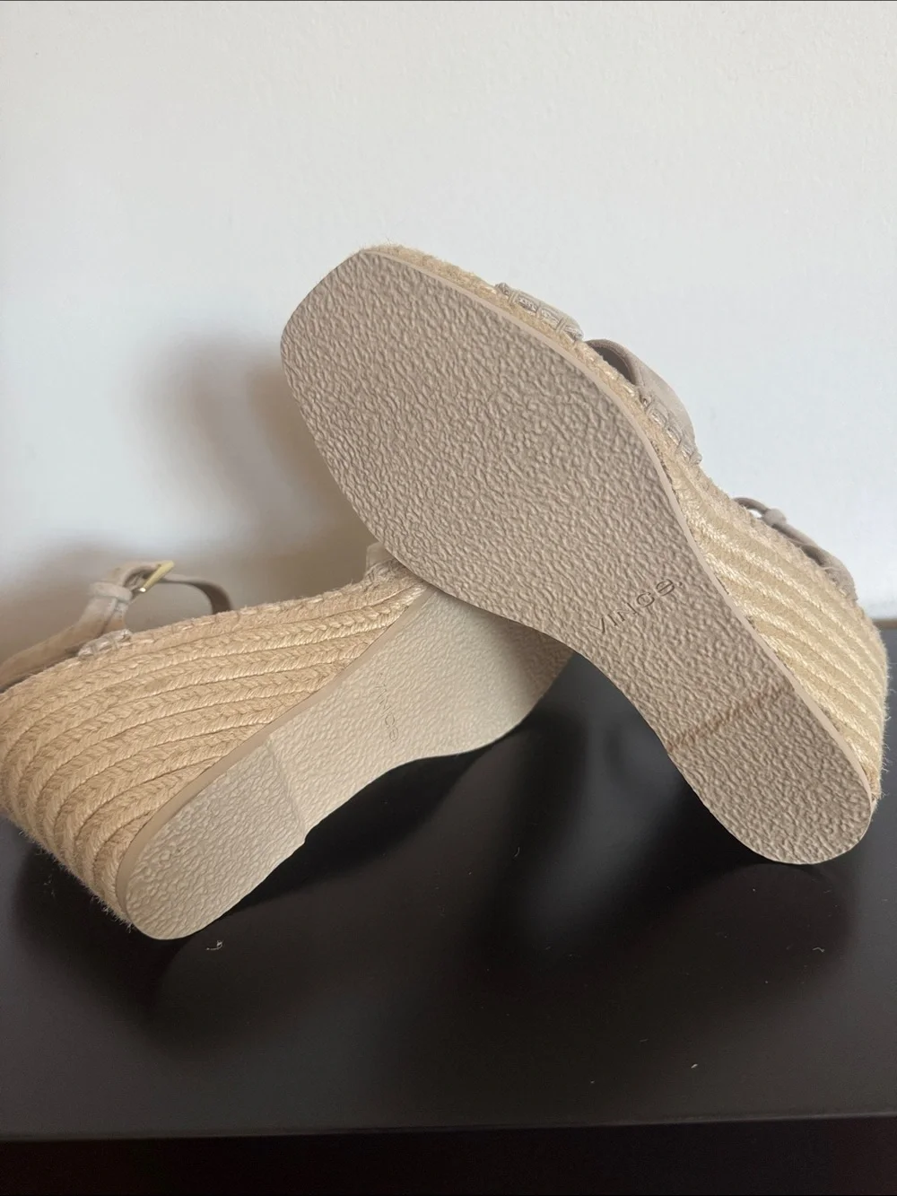 Vince Beige Suede Espadrille Wedge Sandals 👡
